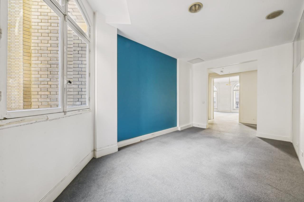 Bureau Paris 212m² Location bureau Paris OLBUR2427035 12